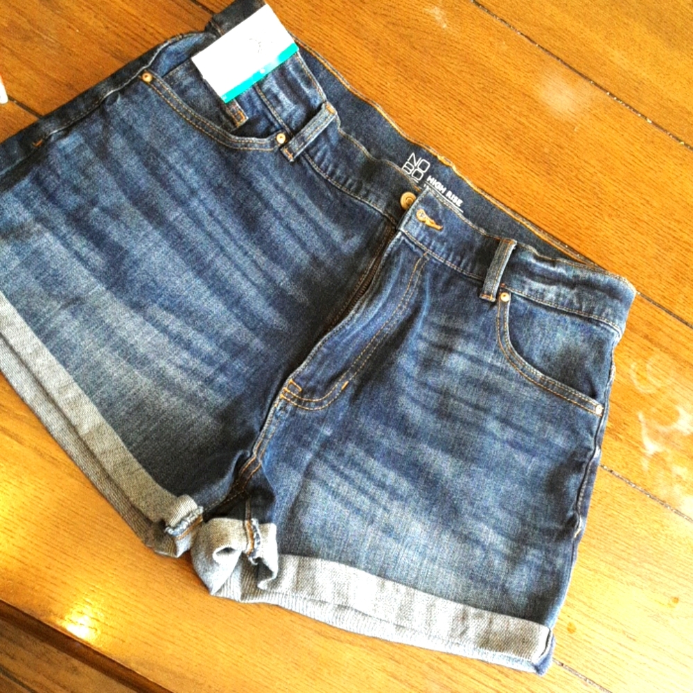 High rise shorts